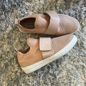 Blush Steve Madden sneakers